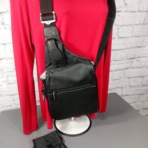 Travelon Black Crossbody Travel Bag Organizer Multi Zip Like New